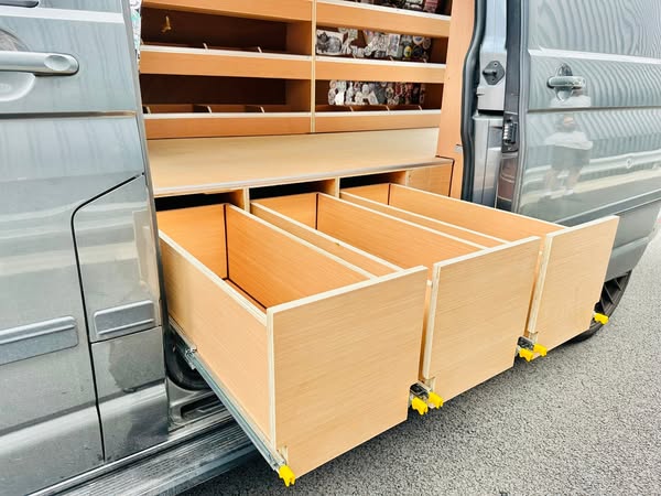 VANFITSOLUTIONS ad