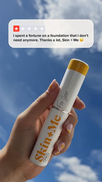 This image ad features a customer testimonial promoting Skin+Me as an effective foundation replacement, with a hand hold