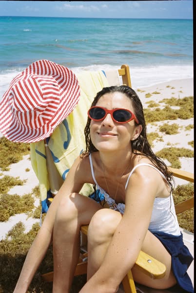 Victoria Montanari ad