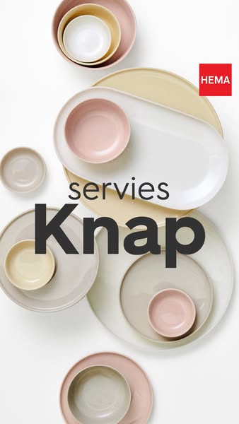 This image ad showcases the brand's Knap serving dishes in a minimalist product flatlay to promote the Knap series.