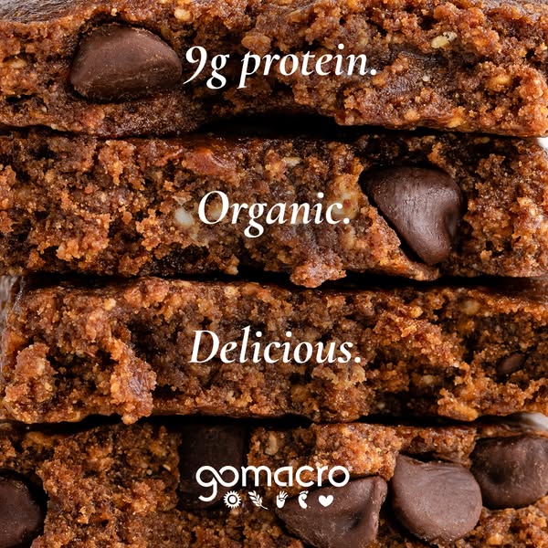 This image ad for GoMacro bars highlights the features of their product, including the protein content, the fact that th