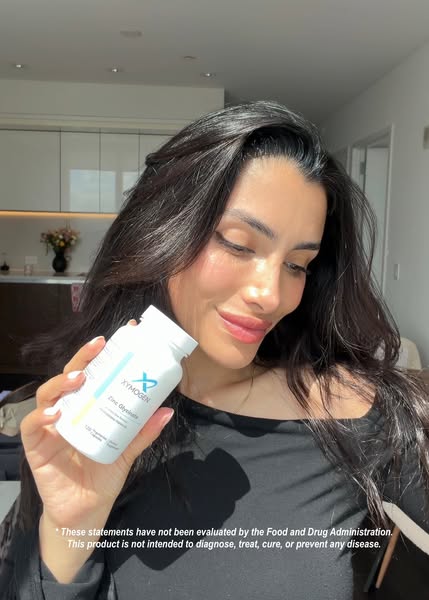 Ariana Wellness Pharmacist ad