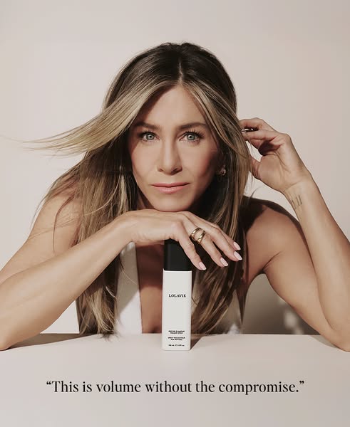 Jennifer Aniston ad