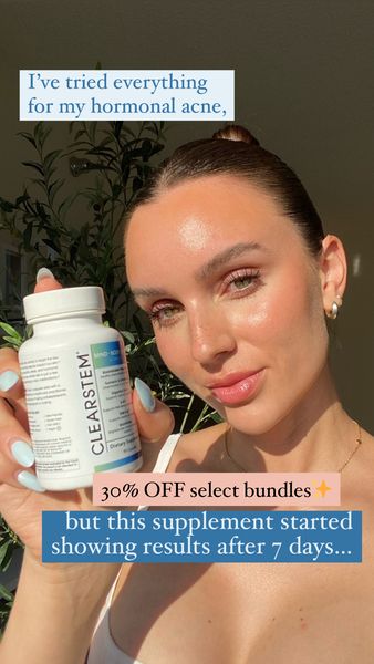 Olivia Pura ad