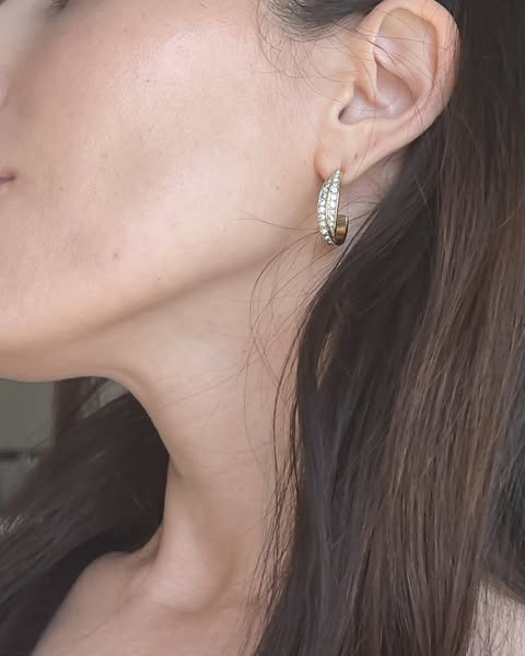 Lauren Caruso ad