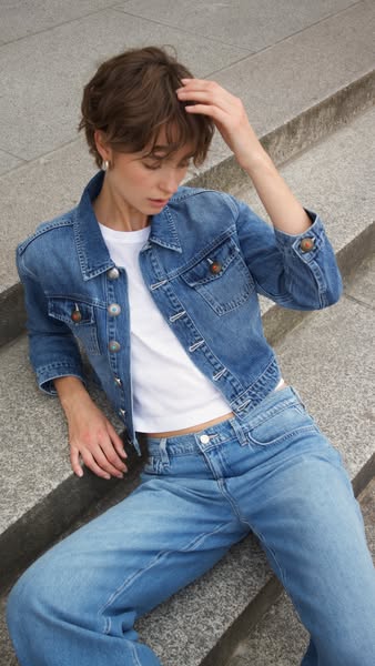 Emely ad