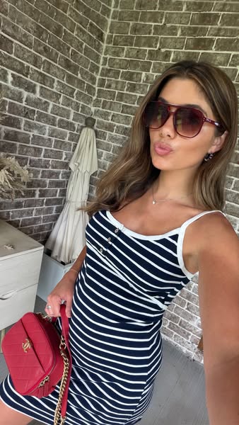 hannahann_sluss ad