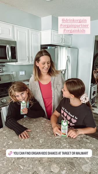 Stephanie Massaker ad