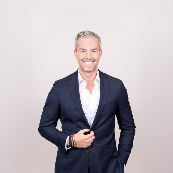 Ryan Serhant ad