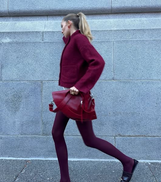 Eva Meloche  ad