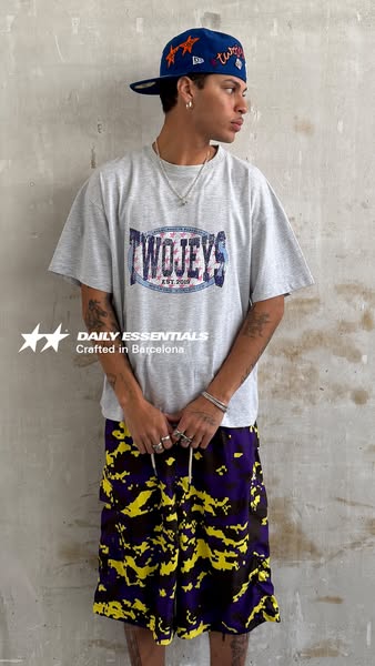 This ad for Twojeys promotes their apparel and accessories. The brand is presented as a daily essential with a focus on 