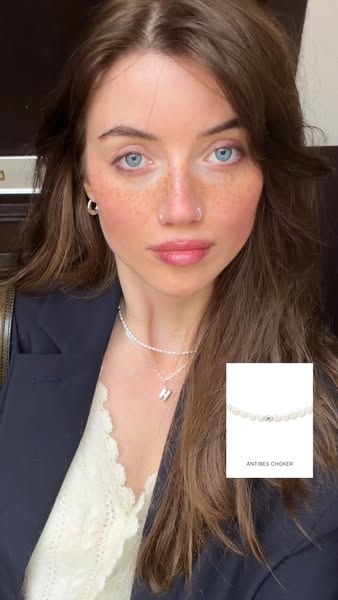 Nanda Schwarz ad