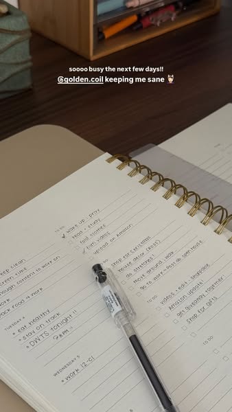 essynotes✨ ad