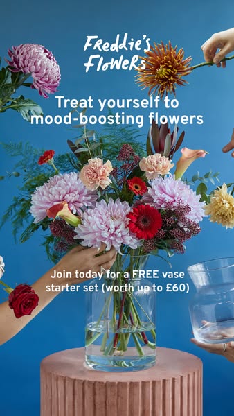 This ad for Freddie's Flowers features a brightly colored arrangement in a vase, along with an offer for a free vase