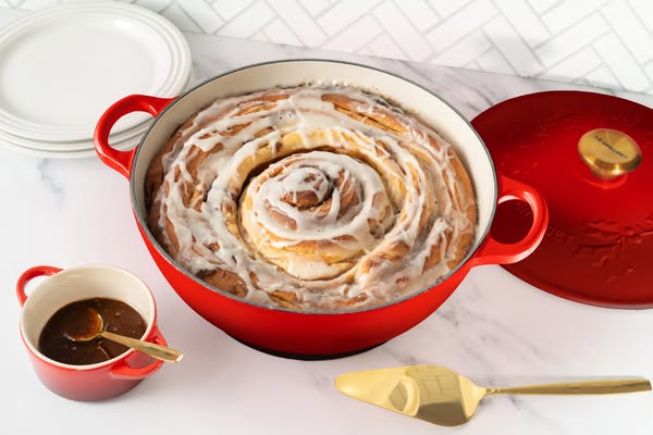 Le Creuset ad
