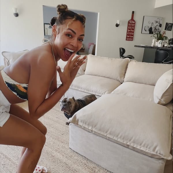 Unofficial: Ashley Everett ad