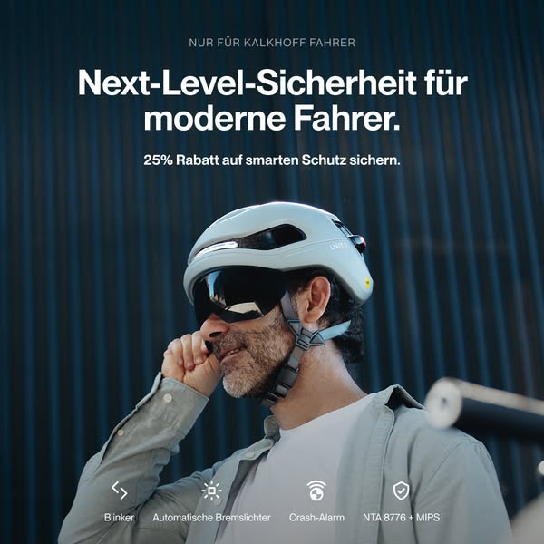 This ad promotes a helmet featuring blinkers, automatic brake lights, and crash alarm with a 25% discount. It targets Ka