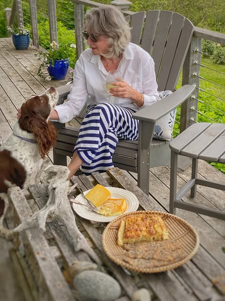 Molly in Maine ad