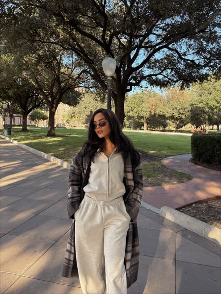 Monet Zamora ad