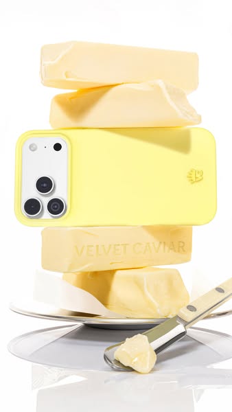This Velvet Caviar image ad features the phone case as the main focal point, and uses the interesting visual of the phon