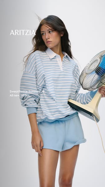 Aritzia ad