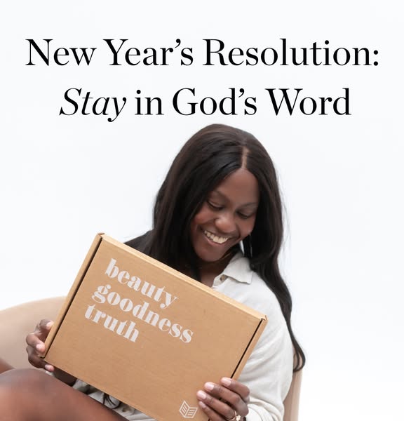 This image ad features a smiling woman holding a subscription box with the text overlayed: “New Year’s Resolution: Stay 