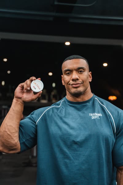 Larry Wheels ad