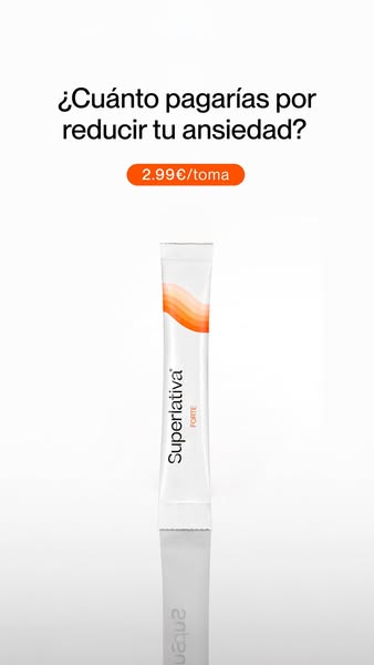 This ad features a single stick pack of Superlativa Forte supplement against a clean white background. The ad copy poses