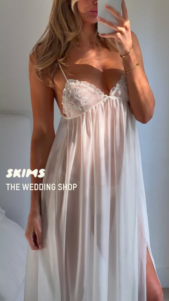 SKIMS ad