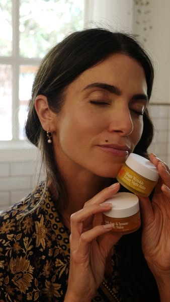 Froya Organics ad