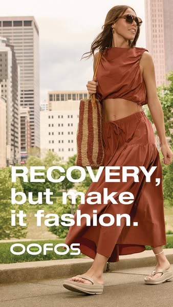 This ad showcases OOFOS recovery footwear as a fashionable choice for everyday wear. It emphasizes the brand's posit