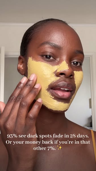 This ad features a woman who has applied a face mask. The ad claims 93% of users see dark spots fade in 28 days or they 