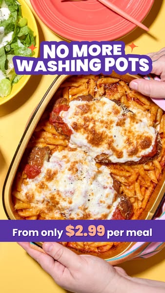 This ad is promoting a meal service, highlighting the convenience of not having to wash pots after cooking. The ad featu