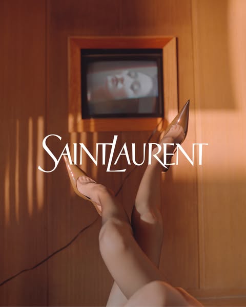This ad presents a pair of Saint Laurent heels in an aspirational lifestyle setting. The image, styled to look like a st