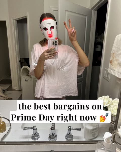 Julianna Claire ad