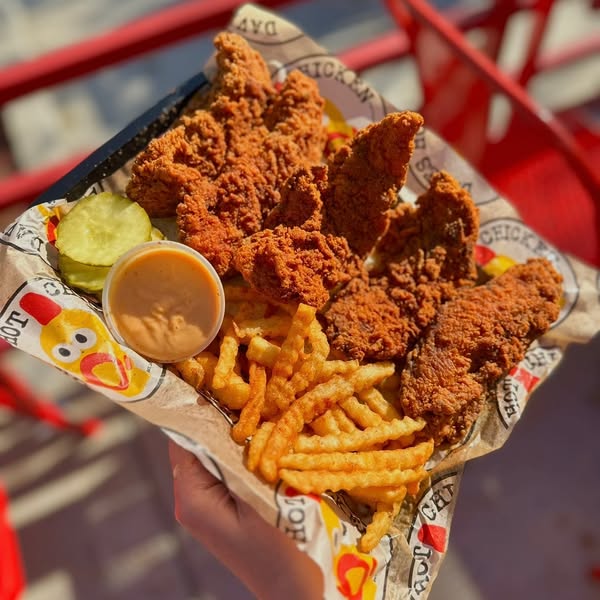 Dave’s Hot Chicken ad