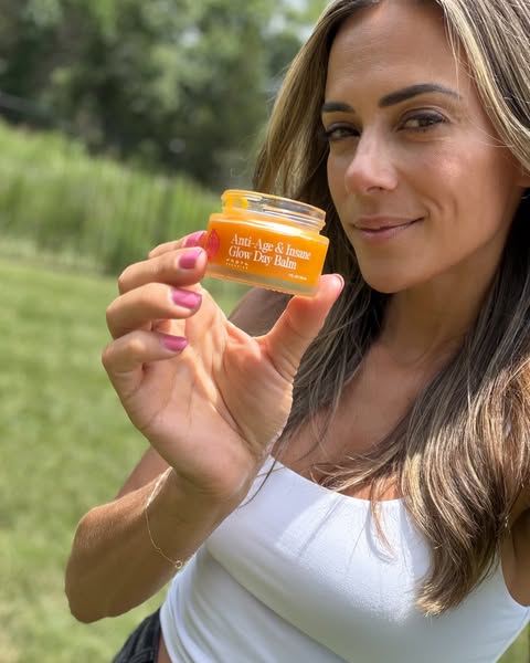 Jana Kramer ad