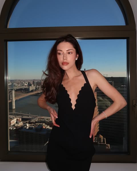 Jourdan Sloane ad