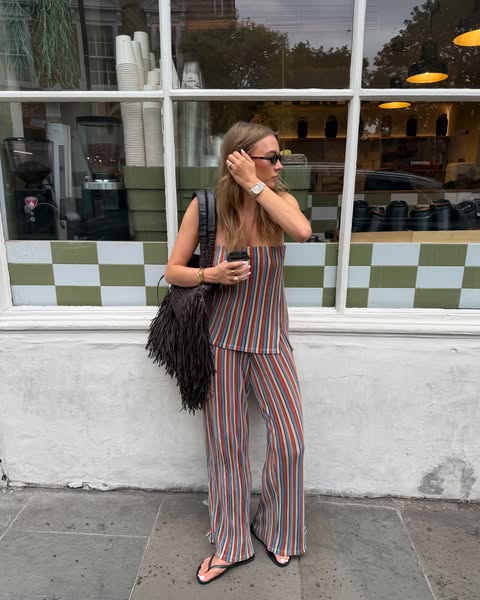Mialuckieinsta ad