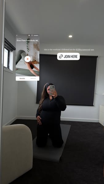 chloepink__ ad