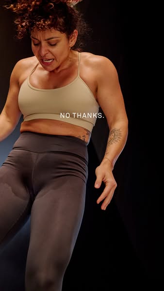 This ad shows a woman working out in athletic wear. The ad is meant to convey that the athletic wear is comfortable and 