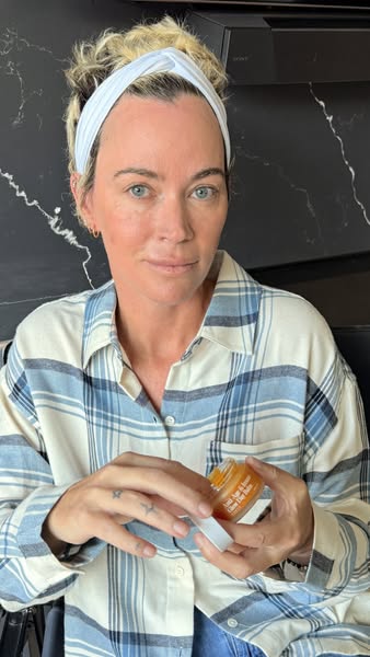 Teddi Mellencamp ad