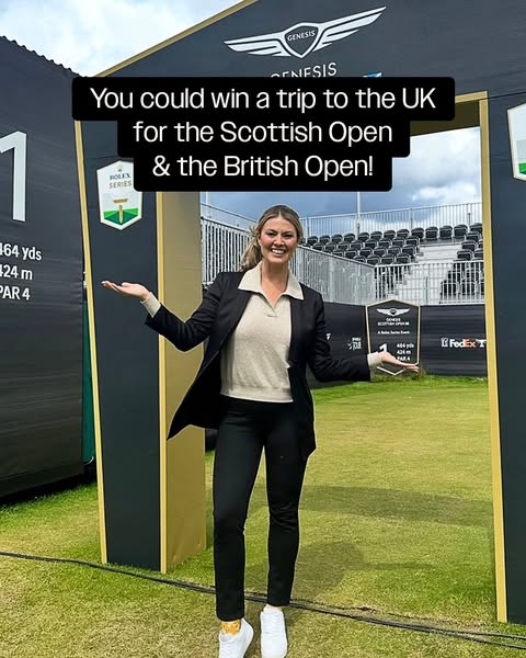 Amanda Balionis ad