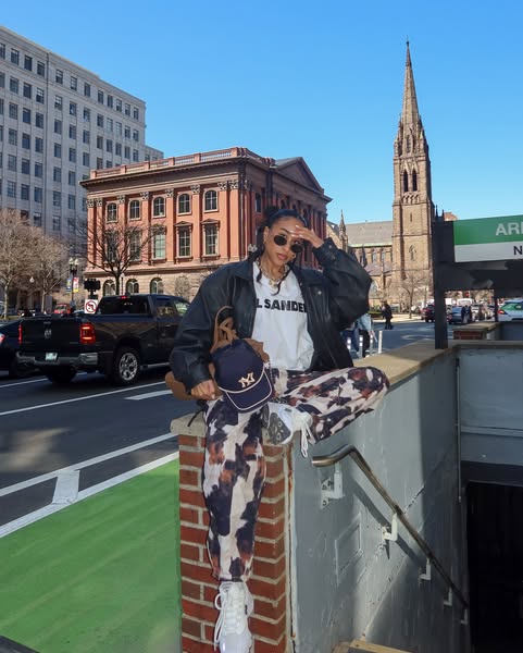 Taylasnts ad