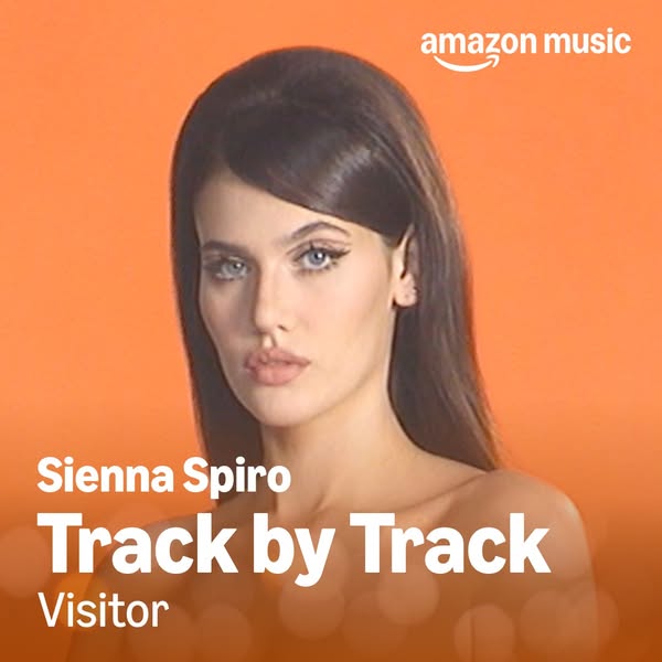 Sienna Spiro ad