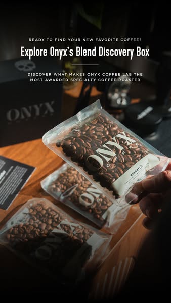 This ad promotes Onyx Coffee Lab's Blend Discovery Box. The image features three clear bags of coffee beans on a woo
