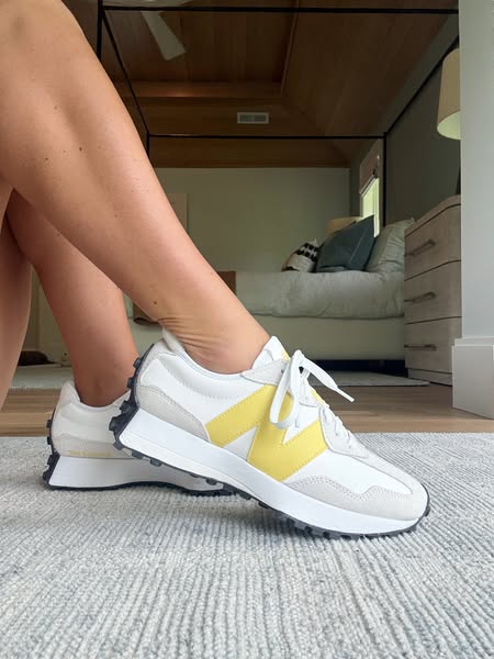 Living In Yellow ad