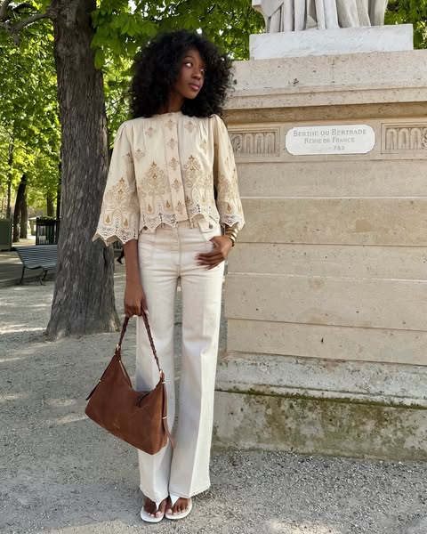 Emmanuelle Koffi ad