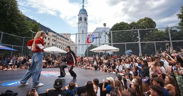 Red Bull ad