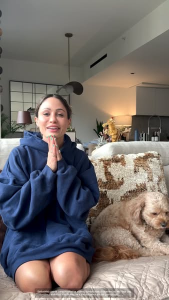 Olivia Amato ad